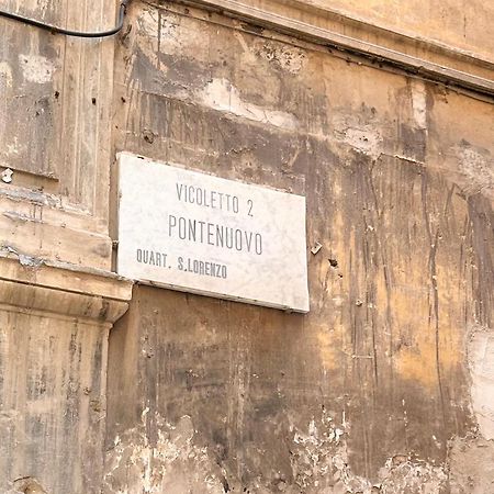 Mini House Vicoletto Pontenuovo 41 Apartment เนเปิลส์ ภายนอก รูปภาพ