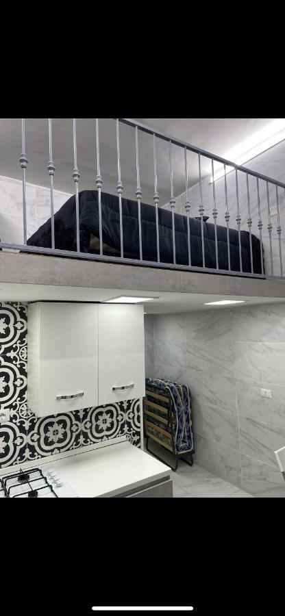 Mini House Vicoletto Pontenuovo 41 Apartment เนเปิลส์ ภายนอก รูปภาพ
