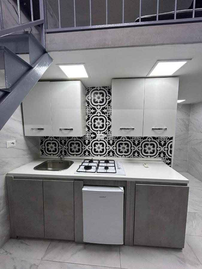 Mini House Vicoletto Pontenuovo 41 Apartment เนเปิลส์ ภายนอก รูปภาพ